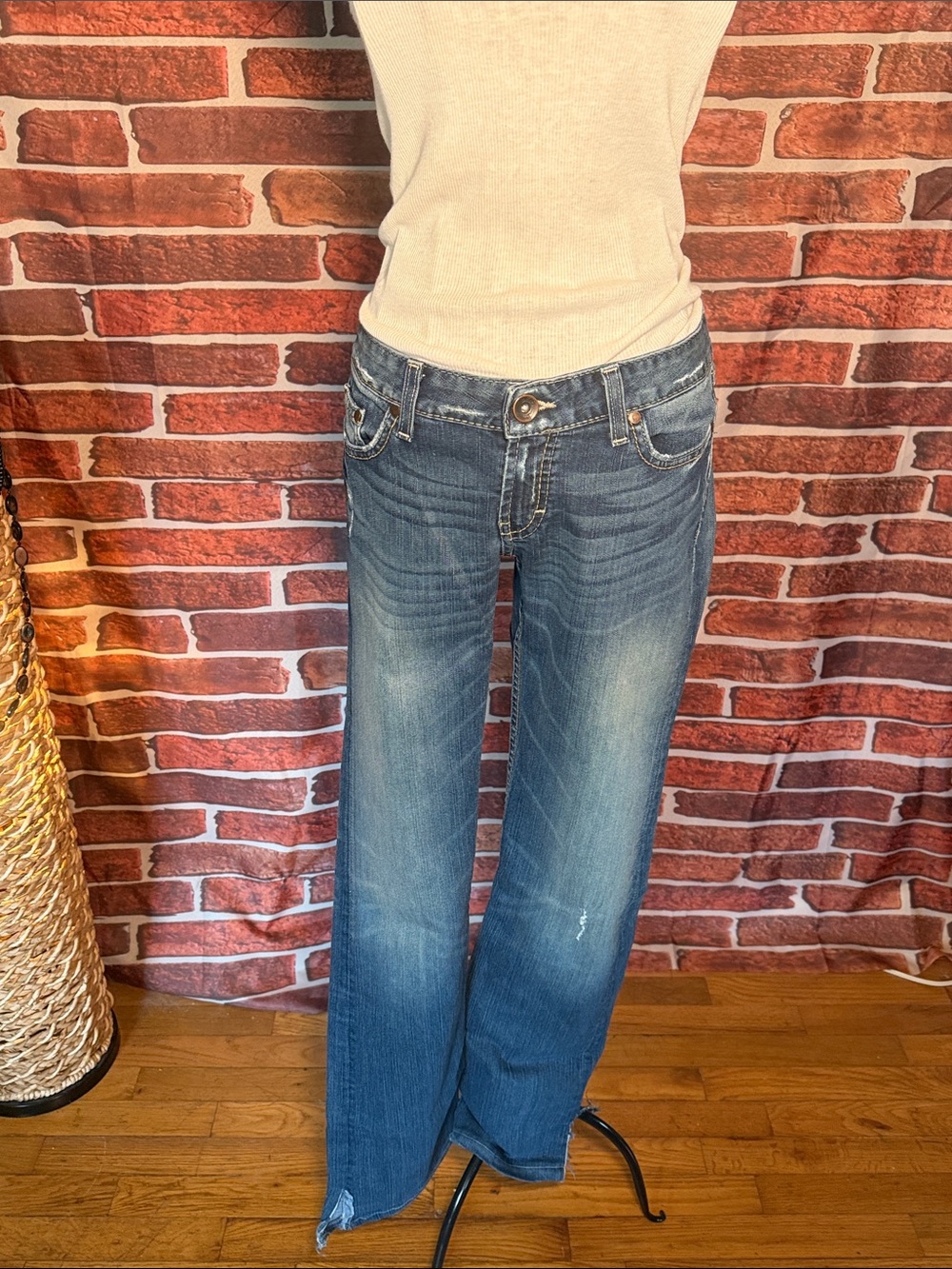 👖BKE Stella Jeans Y2K — Med Wash Blue — Sz 29x35.5 / K
